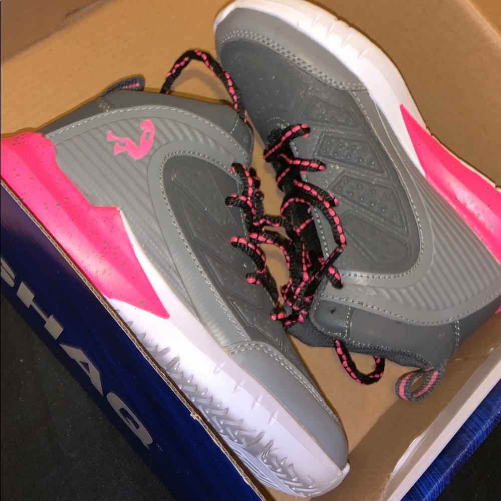 shaq children shoes size 11